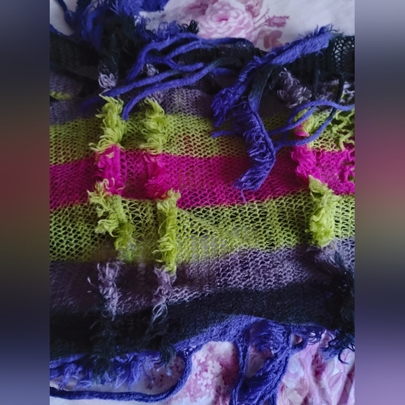 Multicolor Long Unique Crochet Knit Striped Fringe Scarf 🧣 - Picture 6 of 8